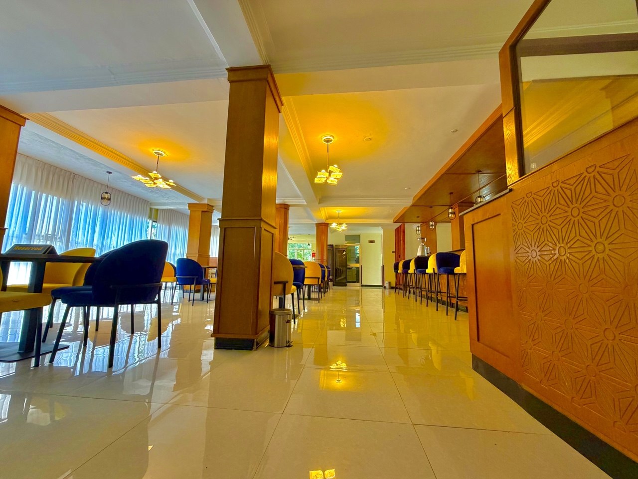 Kebede Derirsa hotel dinning room